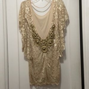 Gorgeous and sophisticated dress